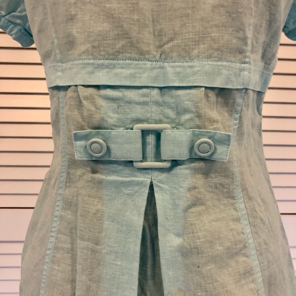 Vintage Retro Baby Blue Linen Blouse with Decorative Buckle on the Back - Picture 4 of 6